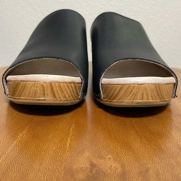 Dansko Maci Leather Slip On Clog Platform Sandals Black & Tan Size 37 (US 6.5-7) - Picture 16 of 16